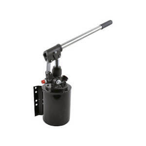 S.E. hand pump with tank